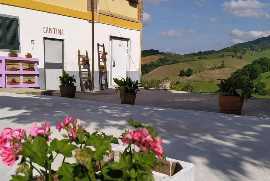 Cascina Angelina Villa Casteggio Exterior photo